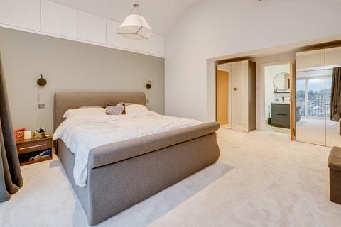 8 Ashbourne View, Cleckheaton, BD19 5JE