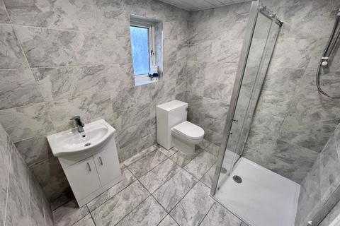 5 bedroom terraced house to rent, Cromwell Street, Swansea, SA1