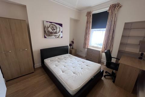 6 bedroom house share to rent, Glanmor Road, Uplands, Swansea