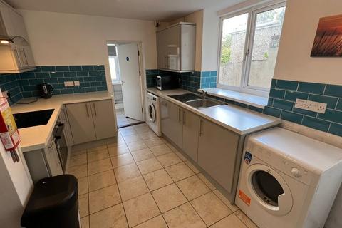 1 bedroom flat to rent, Marlborough Road, Brynmill, Swansea