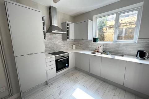 undefined, Rhyddings Park Road, Brynmill, SA2