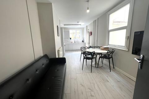 undefined, Rhyddings Park Road, Brynmill, SA2