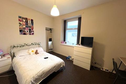 5 bedroom house share to rent, Oxford Street, Swansea