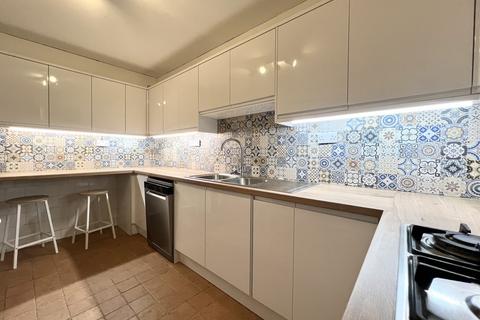 6 bedroom house share to rent, Henrietta Street, Swansea