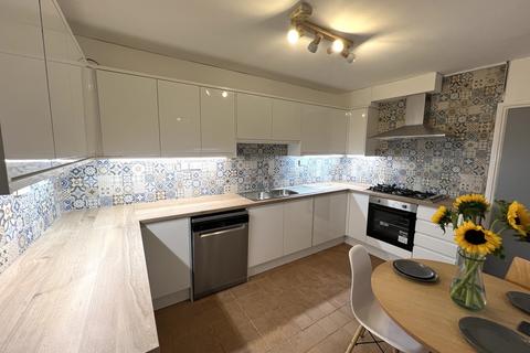 6 bedroom house share to rent, Henrietta Street, Swansea