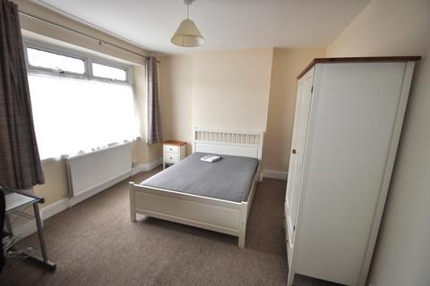 5 bedroom house share to rent, Wern Fawr Road, Port Tennant, Swansea