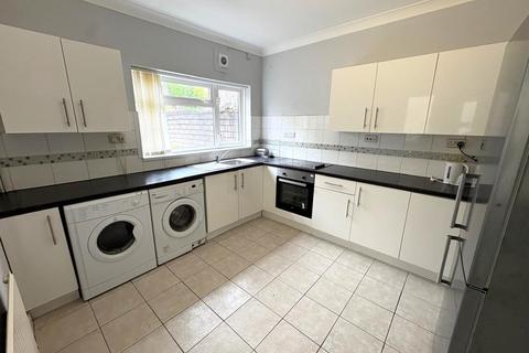 5 bedroom house share to rent, Glanbrydan Avenue, Uplands