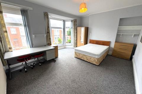 5 bedroom house share to rent, Glanbrydan Avenue, Uplands