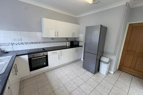 5 bedroom terraced house to rent, Glanbrydan Avenue, Uplands, SA2