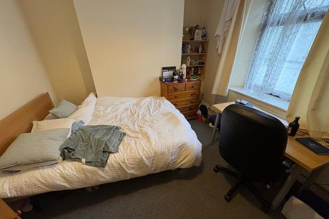 5 bedroom house share to rent, Rodney Street, Swansea