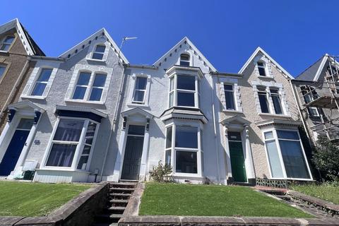 6 bedroom house share to rent, King Edwards Road, Brynmill, Swansea