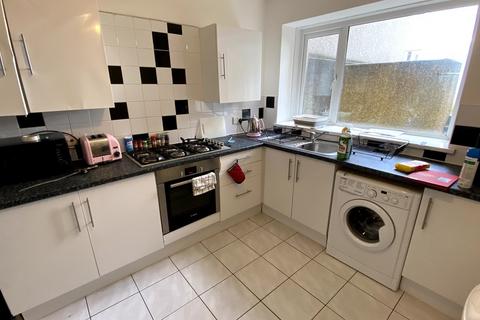 4 bedroom house share to rent, St. Helens Road, Swansea