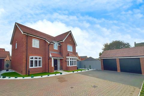 5 bedroom detached house for sale, Elder Avenue, Wolverhampton WV11