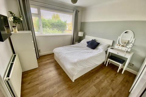 13 Harlestone Road, Swindon, SN3 4ED