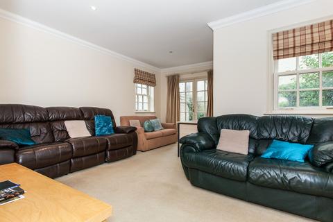 3 bedroom townhouse to rent, River Place, St Ives