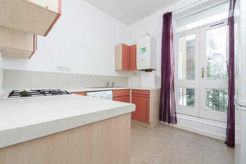 2 bedroom flat to rent, Camden Road, NW1