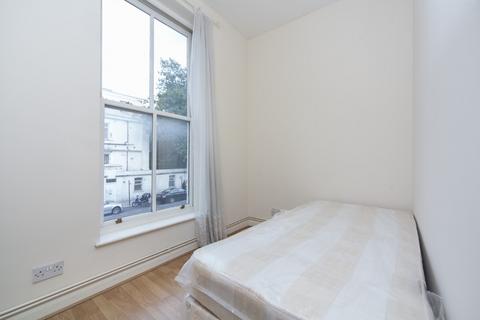 2 bedroom flat to rent, Camden Road, NW1