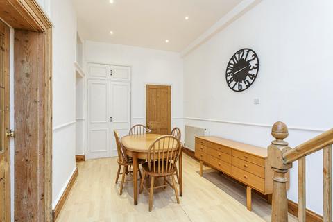 2 bedroom apartment to rent, Central Southsea