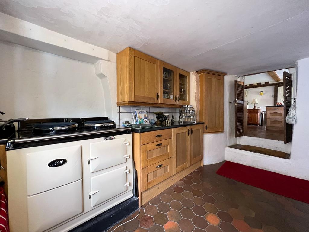 Lower Kitchen leading into Kitchen