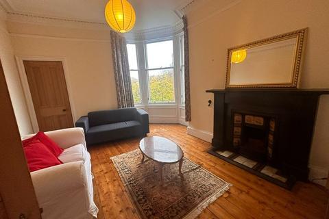 2 bedroom flat to rent, Brunton Terrace, Edinburgh, EH7