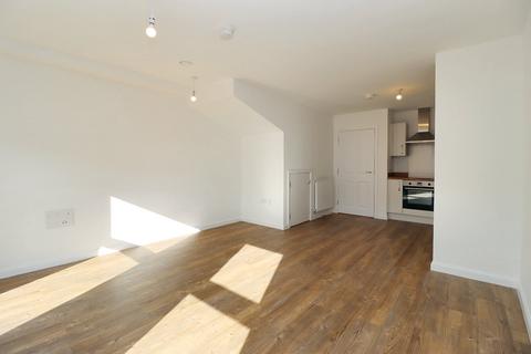 2 bedroom duplex to rent, Kilpatrick Grove, Edinburgh, Midlothian, EH6