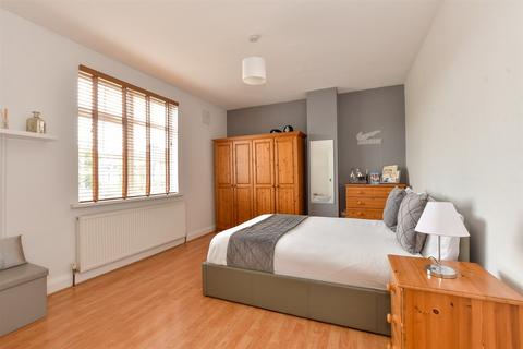 199 Capworth Street, London, E10 5AR