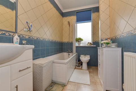 199 Capworth Street, London, E10 5AR