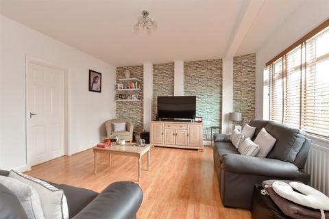 199 Capworth Street, London, E10 5AR