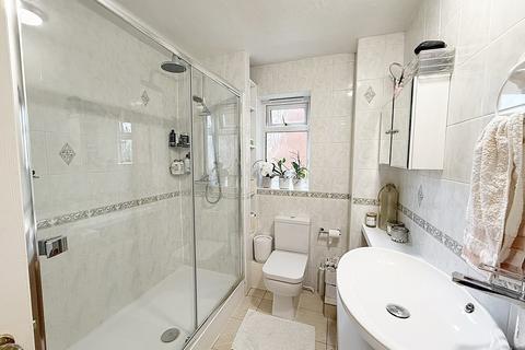 2 bedroom flat for sale, MAIDENHEAD SL6