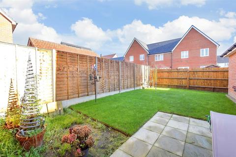 3 bedroom semi-detached house for sale, The Rew, West Broyle, Chichester, West Sussex