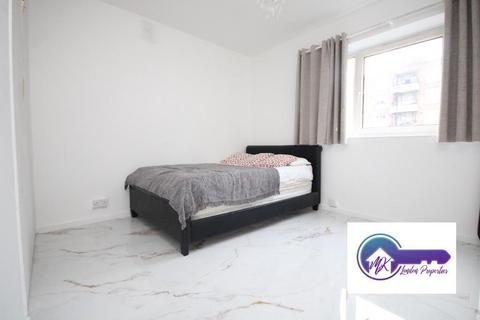 2 bedroom flat to rent, London N16