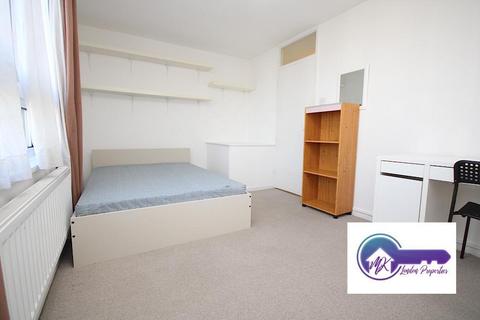 3 bedroom flat to rent, Camden, London NW1