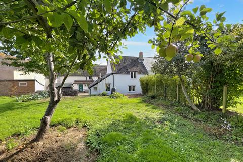 2 bedroom end of terrace house for sale, Long Street, Williton, Taunton, TA4