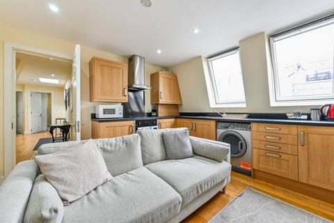 3 bedroom flat to rent, Camden Road, Holloway, London, N7