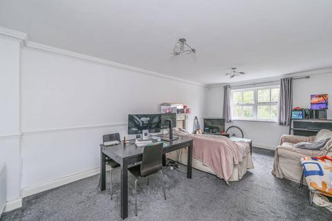 2 bedroom flat to rent, Bakery Close, Oval, London, SW9