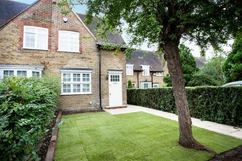 3 bedroom house to rent, Westholm, Hampstead Garden Suburb