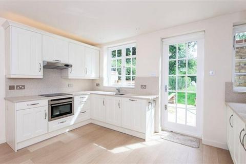 3 bedroom house to rent, Westholm, Hampstead Garden Suburb