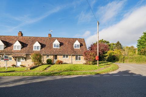 3 bedroom end of terrace house for sale, Lenchwick, Evesham, Worcestershire