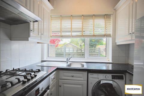 2 bedroom maisonette to rent, Shepperton Road, Petts Wood