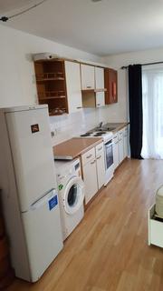 Studio to rent, Crescent Way