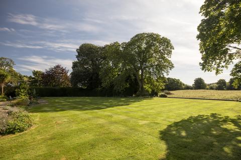 5 bedroom detached house for sale, Nethergate, Nafferton, Driffield, East Yorkshire, YO25