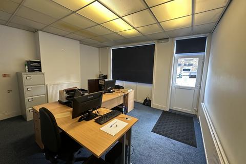 Office for sale, 194 Pontefract Road, Cudworth, Barnsley, South Yorkshire, S72 8AF