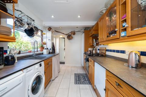 194 Clensham Lane, Sutton, SM1 2NG