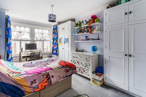 16 Boscombe Road, London, SW19 3AX