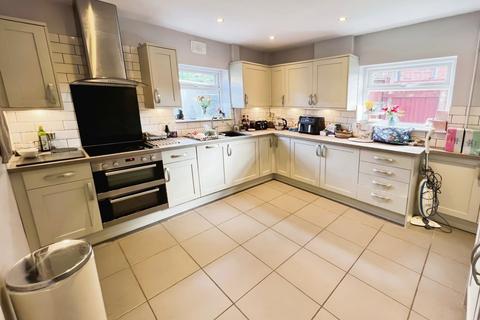 591 Dividy Road, Stoke-on-trent, ST2 0AG