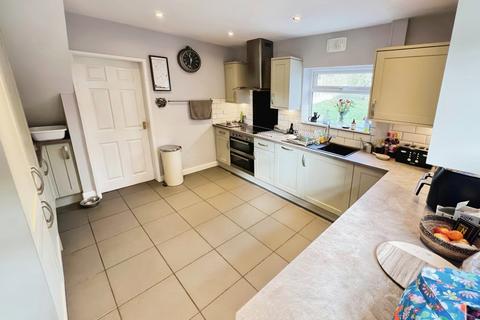 591 Dividy Road, Stoke-on-trent, ST2 0AG
