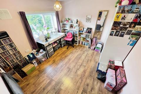591 Dividy Road, Stoke-on-trent, ST2 0AG