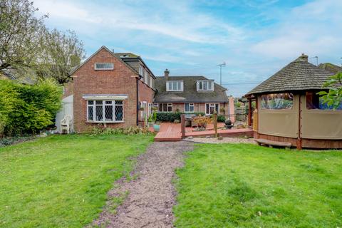 4 bedroom detached house for sale, Orchard Way, High Wycombe HP15