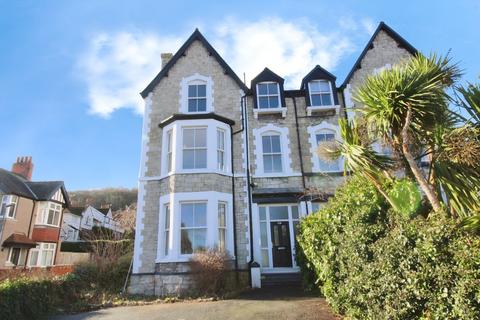 2 bedroom apartment to rent, Abergele Road, Conwy LL29