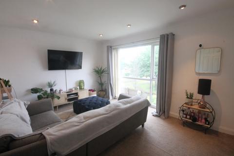 2 bedroom flat to rent, Wooler Green, Newcastle Upon Tyne NE15